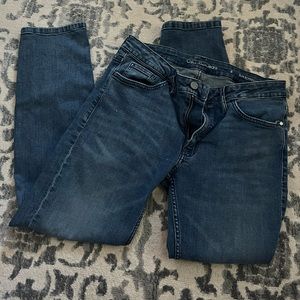 Calvin Klein Jeans Slim Boyfriend Size 8. Inseam 26”